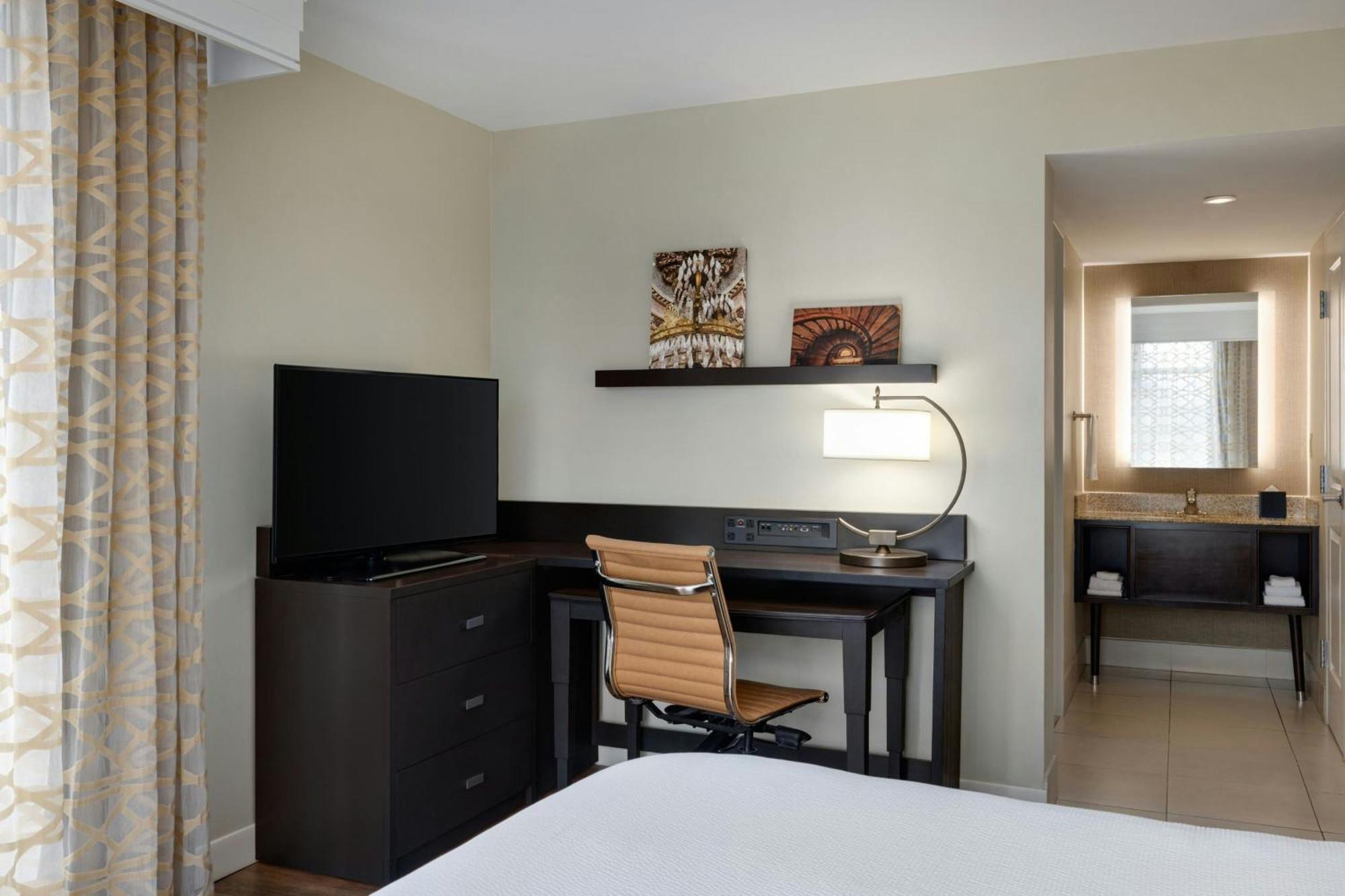 Courtyard By Marriott Charleston Historic District Hotel Exterior foto