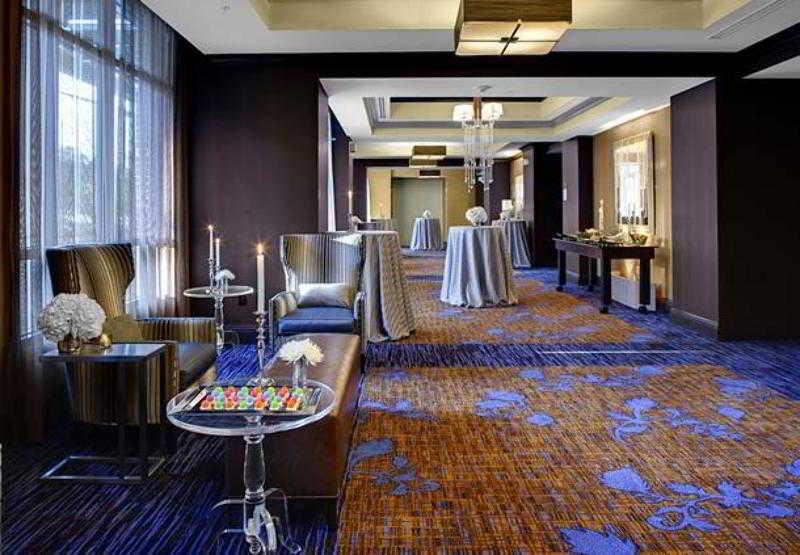 Courtyard By Marriott Charleston Historic District Hotel Instalações foto