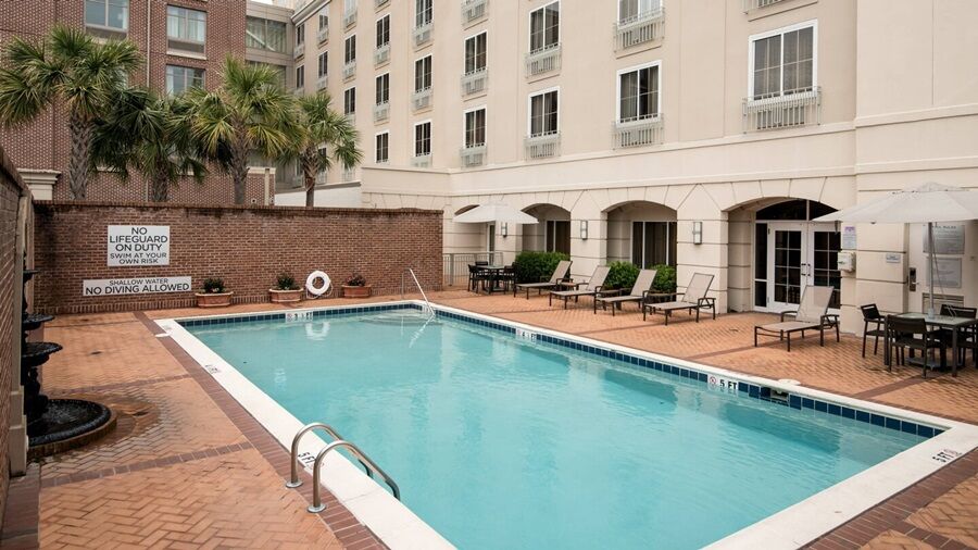 Courtyard By Marriott Charleston Historic District Hotel Exterior foto